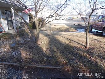 237 3rd Edwardsville, IL 62025 - Photo 4 of 18 Gallery Image 4