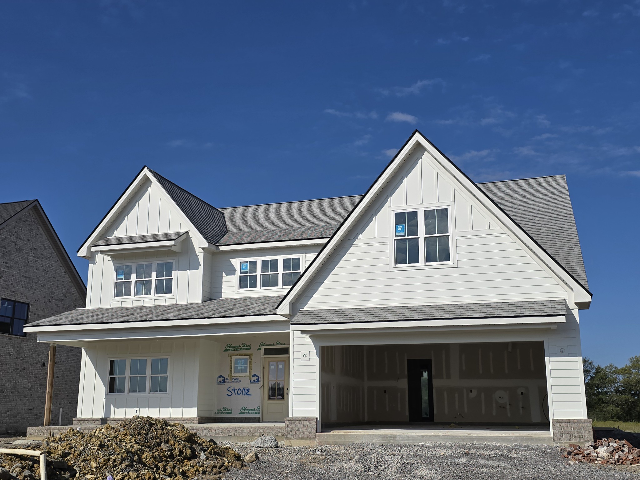 5544 Sinclair Street Murfreesboro, TN 37127 - Photo 2 of 14 a front view of a house with yard