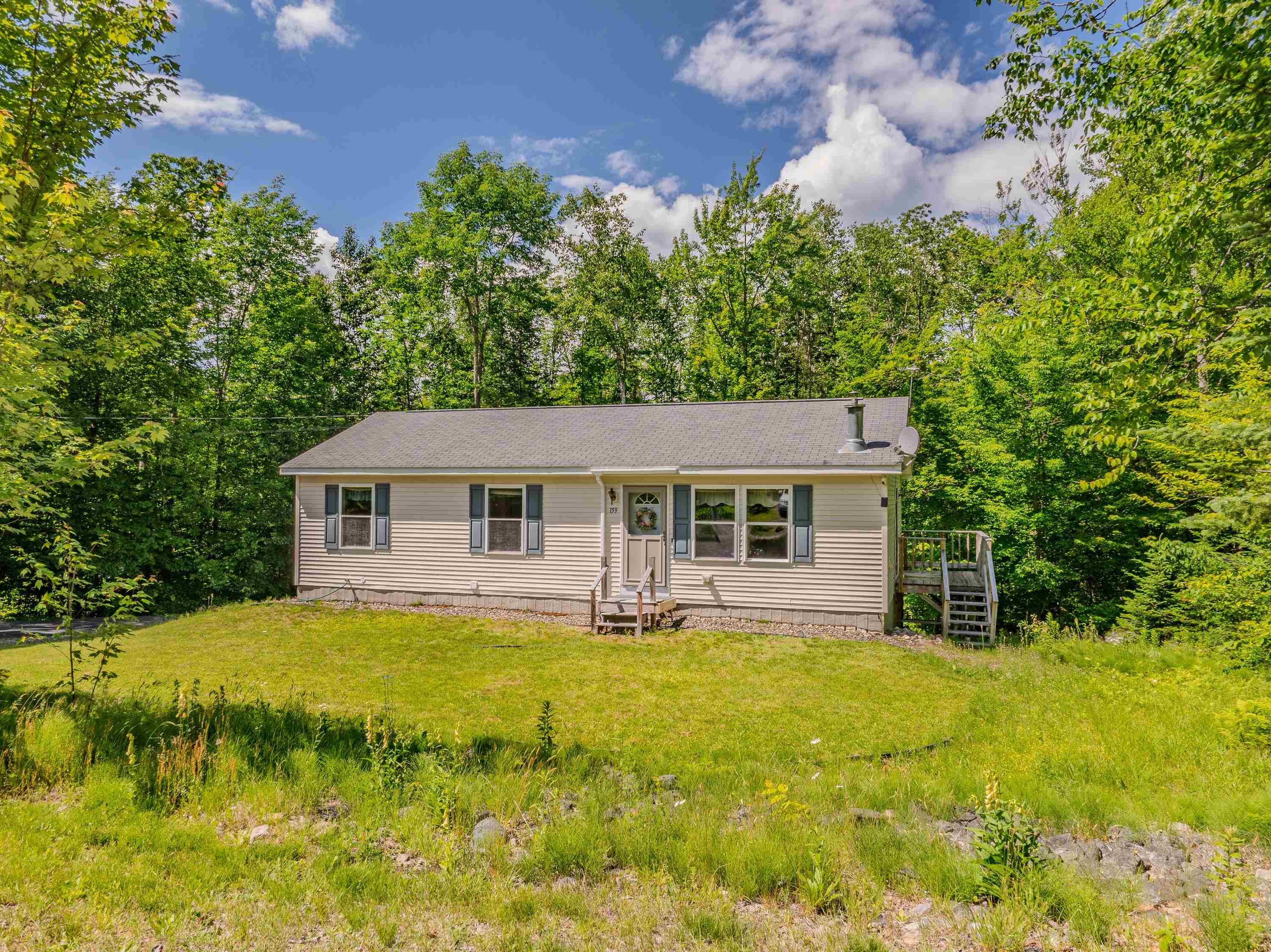 159 James Street Bethlehem, NH 03574 - Photo 3 of 46 Gallery Image 3