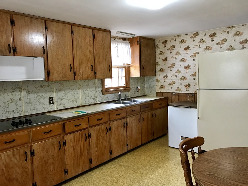 128 Walker Road Shirley, MA 01464 - Photo 2 of 22