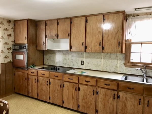 128 Walker Road Shirley, MA 01464 - Photo 3 of 22