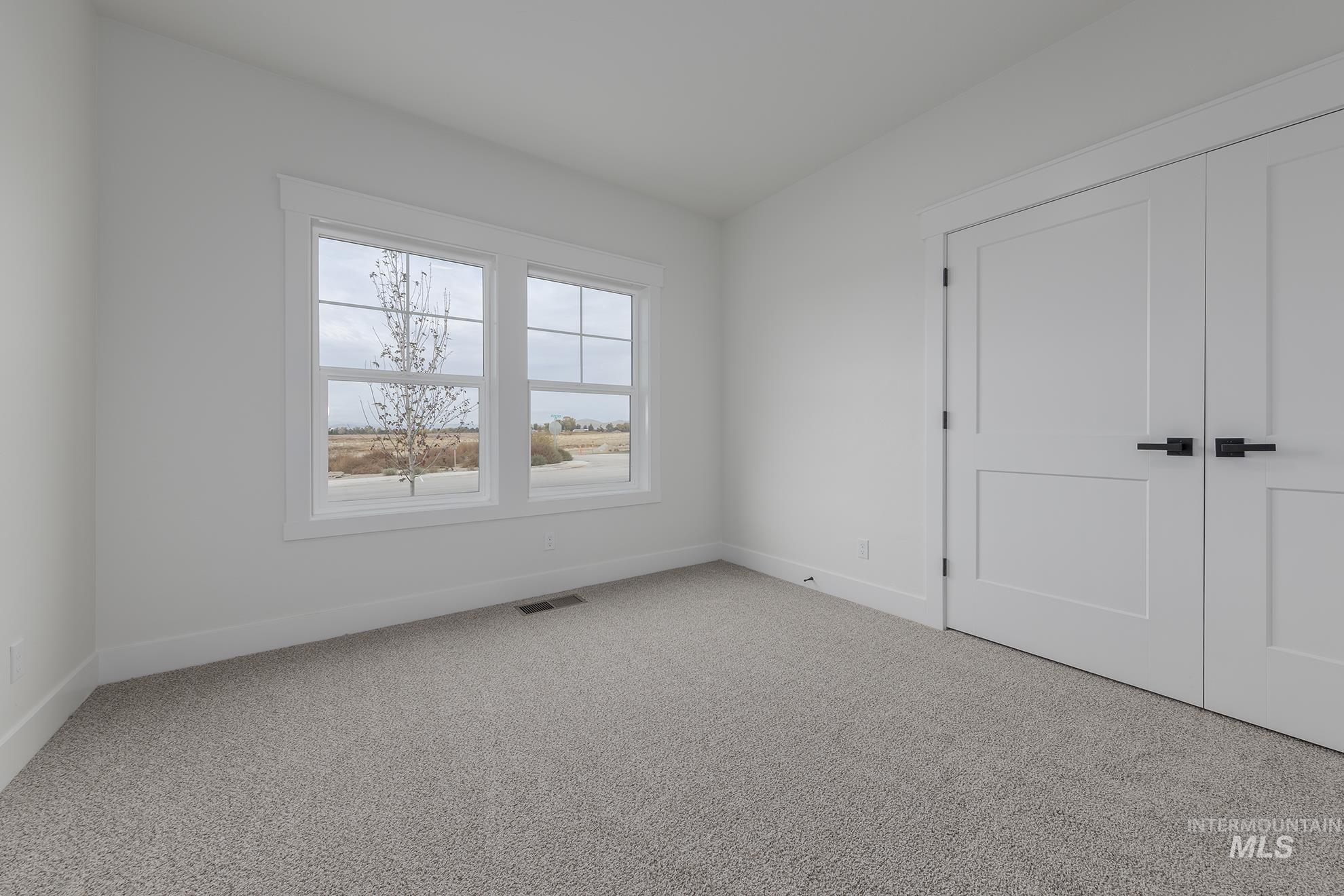 2810 Cypress Point Payette, ID 83661 - Photo 26 of 46 Unfurnished bedroom featuring carpet floors