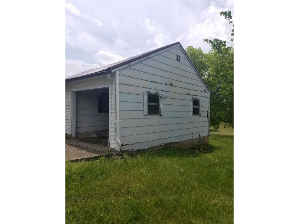 1350 Jim Fox Road Greeneville, TN 37743 - Photo 22 of 24 Photo 22