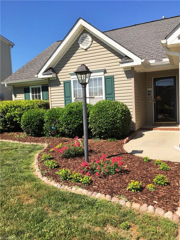 6028 Evans Mill Road High Point, NC 27265 - Photo 2 of 22 What a pretty entryway!