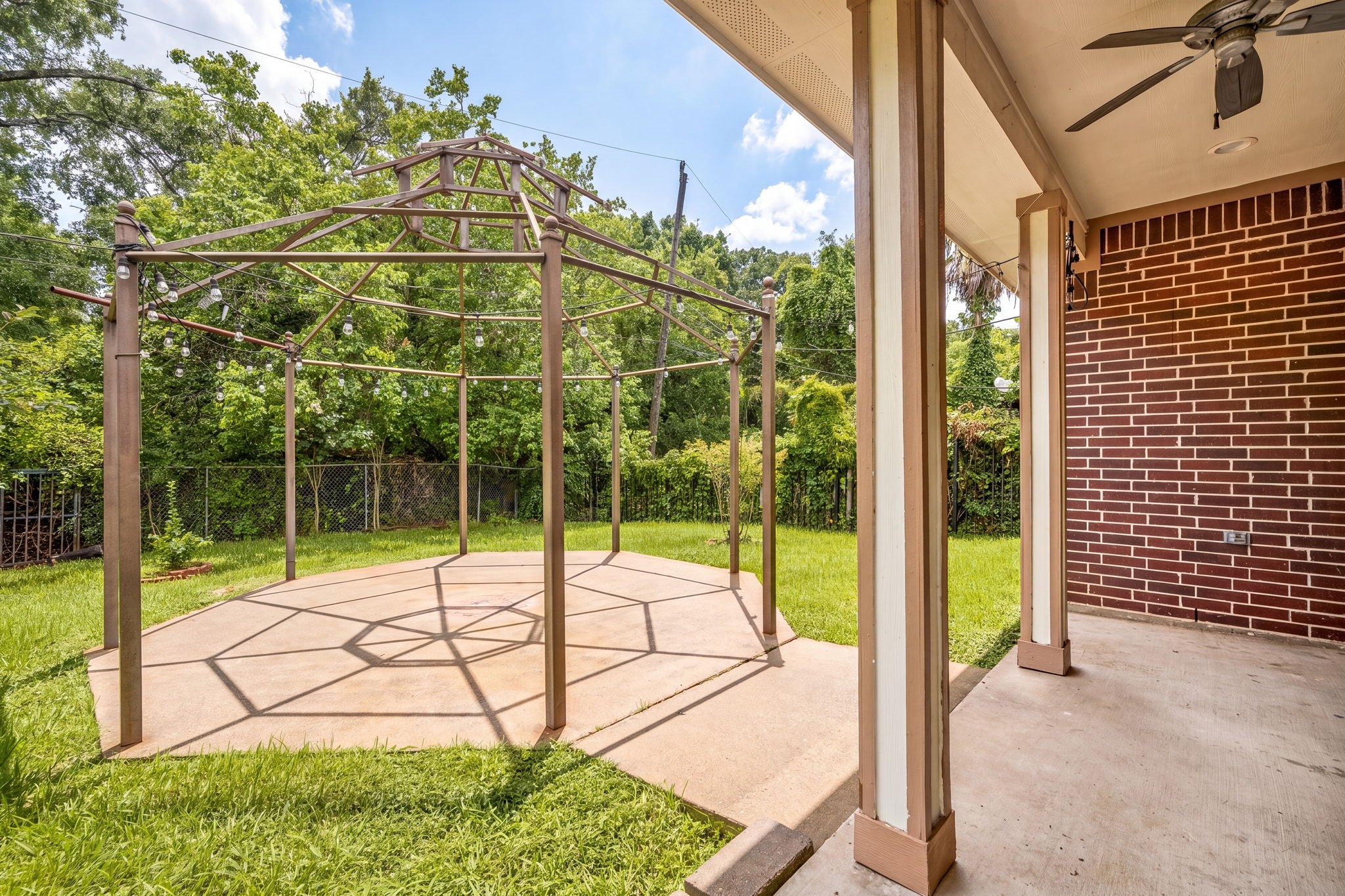 600 Riverbend Street Baytown, TX 77521 - Photo 20 of 26