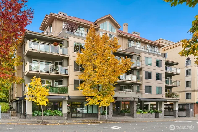 $875,000 | 11011 Northeast 12th Street, Unit 405, Bellevue, WA 98004