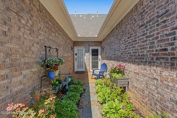 $430,000 | 202 Shelley Cove, Oxford, MS 38655