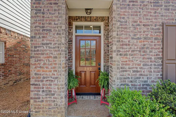 $430,000 | 202 Shelley Cove, Oxford, MS 38655