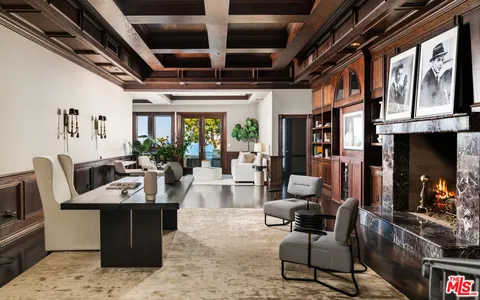 $90,000,000 | 28824 Cliffside Drive, Malibu, CA 90265