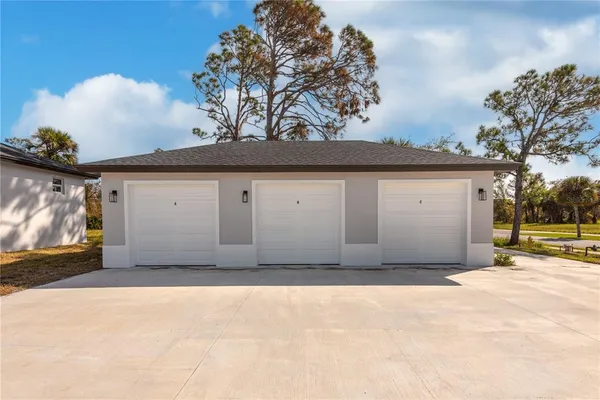 $795,600 | 246 Rotonda Blvd Rotonda Boulevard, Rotonda West, FL 33947