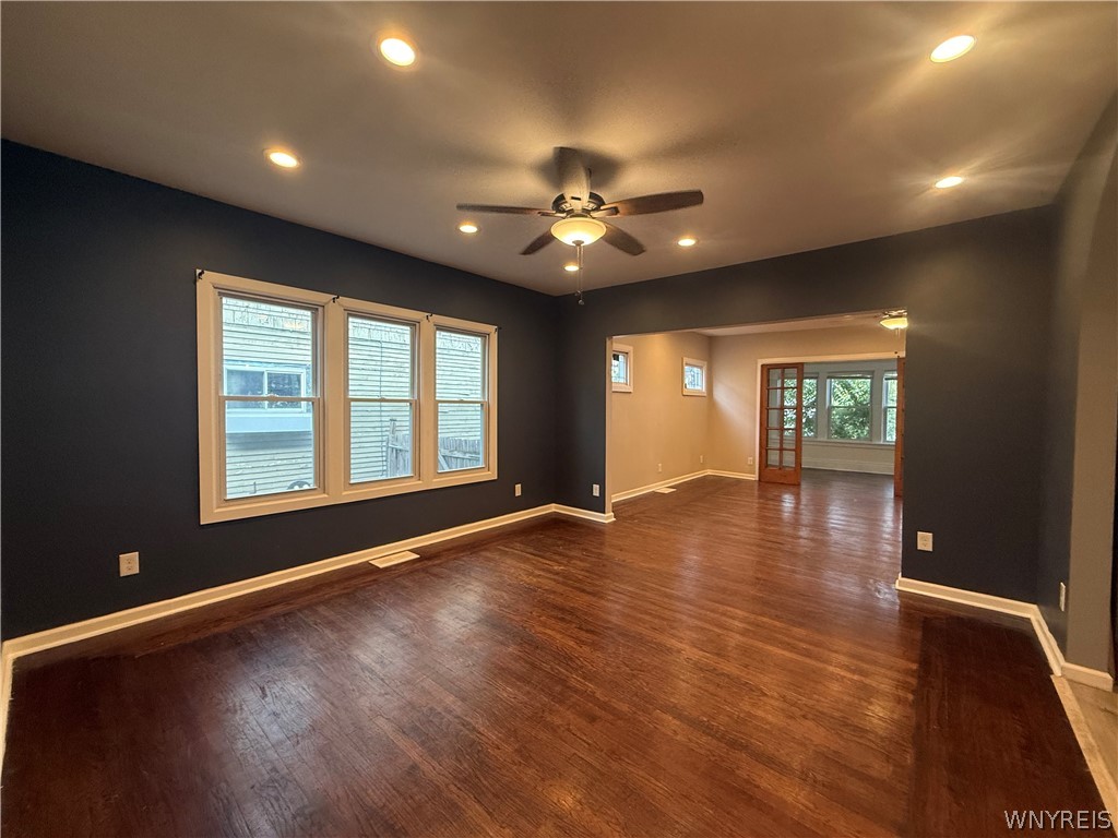 112 Carmel Road Buffalo, NY 14214 - Photo 4 of 29 Gallery Image 4