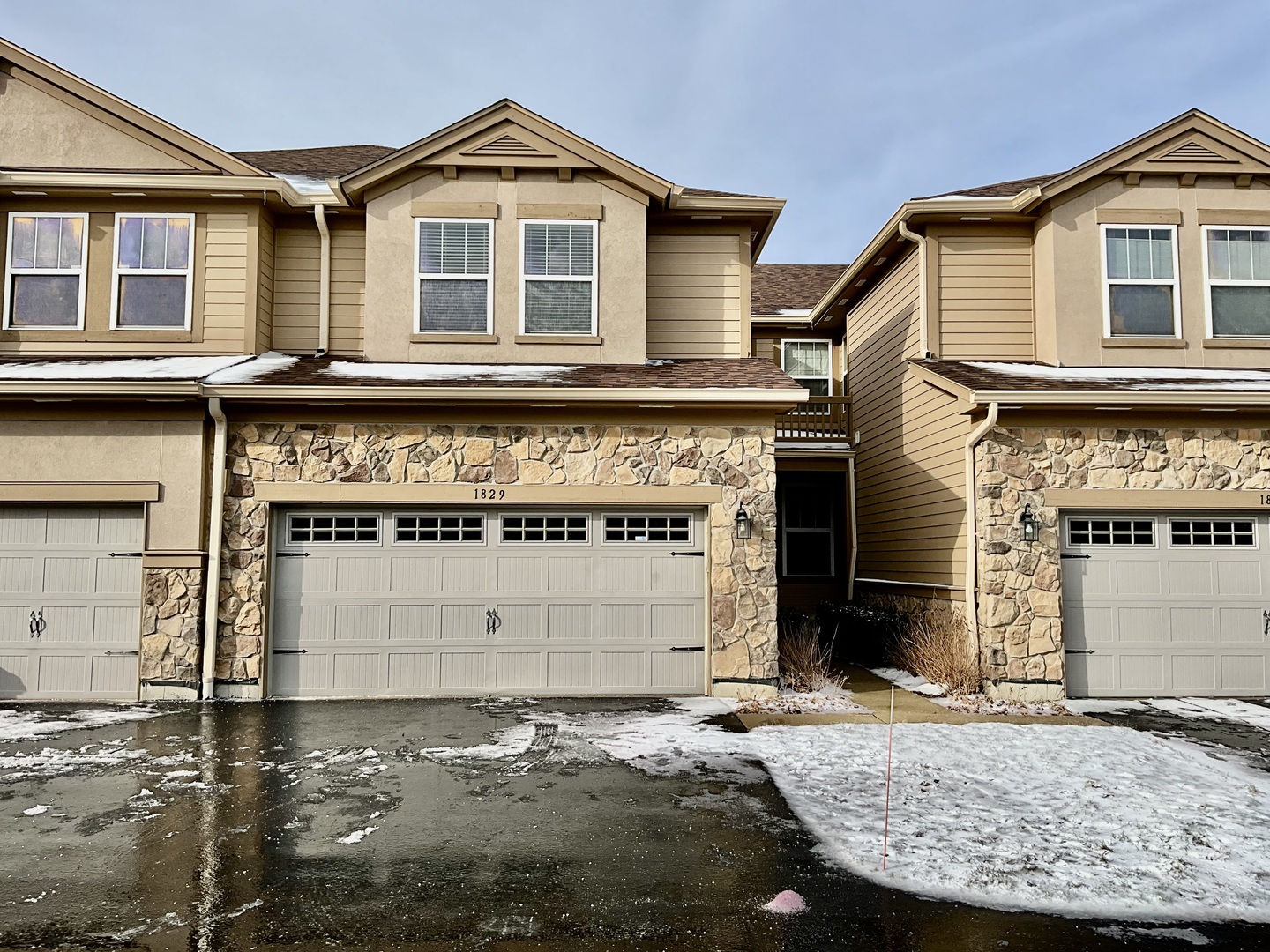 1829 Crenshaw Circle Vernon Hills, IL 60061 - Photo 1 of 30