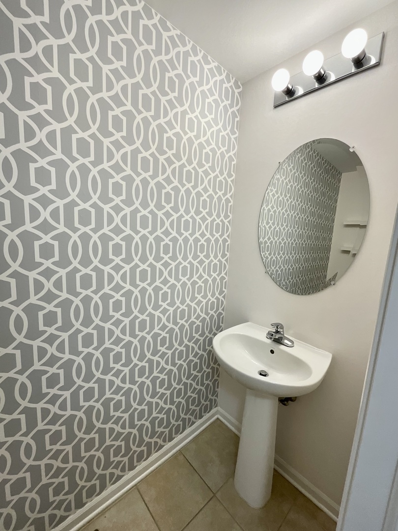 1829 Crenshaw Circle Vernon Hills, IL 60061 - Photo 12 of 30