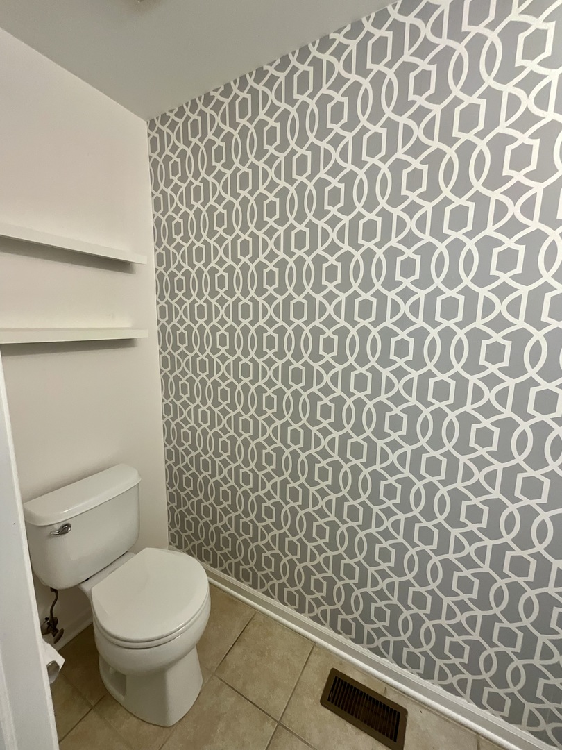 1829 Crenshaw Circle Vernon Hills, IL 60061 - Photo 13 of 30