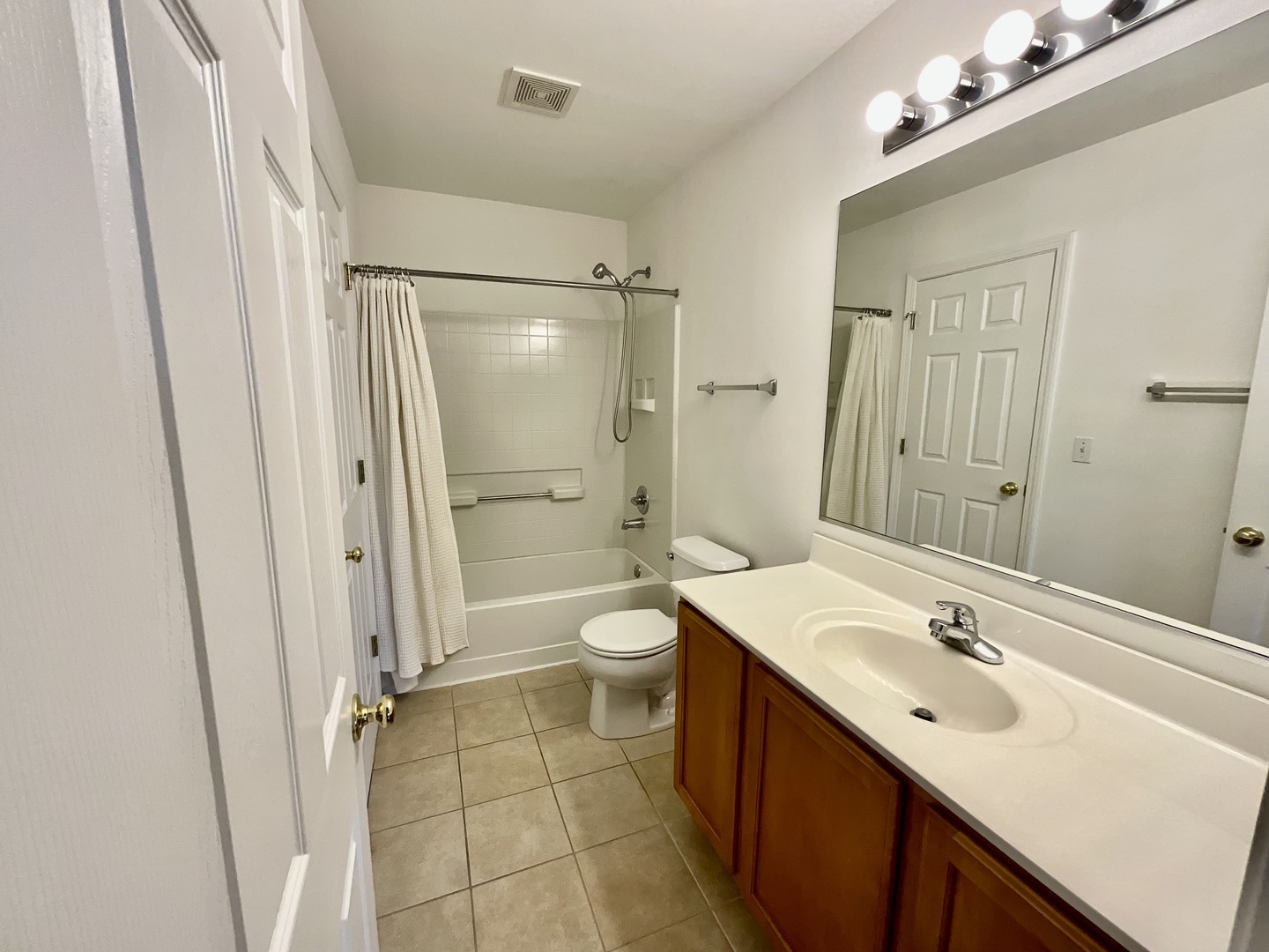 1829 Crenshaw Circle Vernon Hills, IL 60061 - Photo 27 of 30
