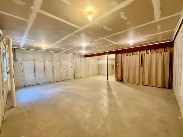 $3,200 | 1829 Crenshaw Circle, Vernon Hills, IL 60061