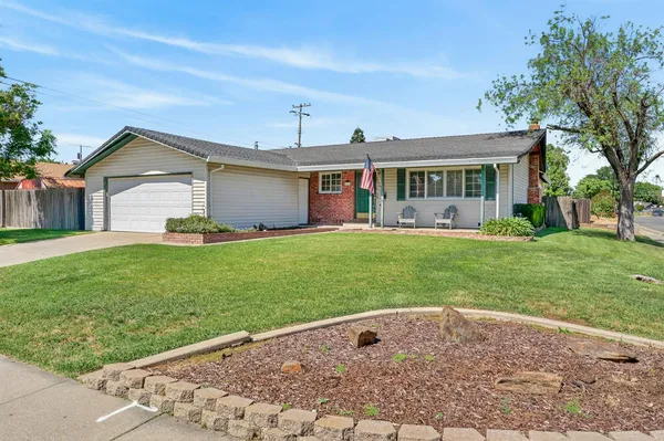$485,000 | 3581 Imperial Way, Sacramento, CA 95826