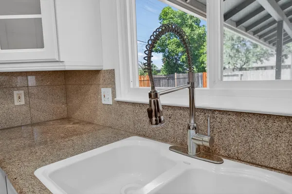 $485,000 | 3581 Imperial Way, Sacramento, CA 95826