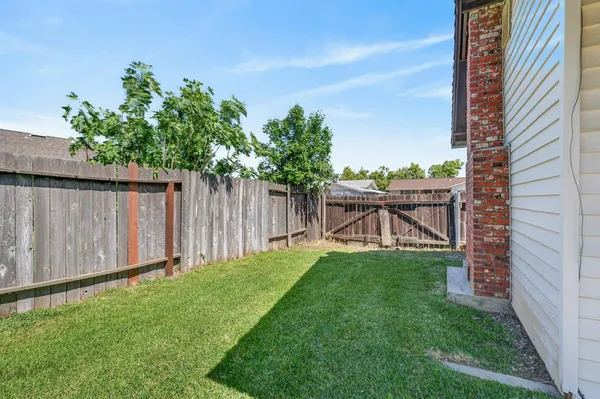 $485,000 | 3581 Imperial Way, Sacramento, CA 95826