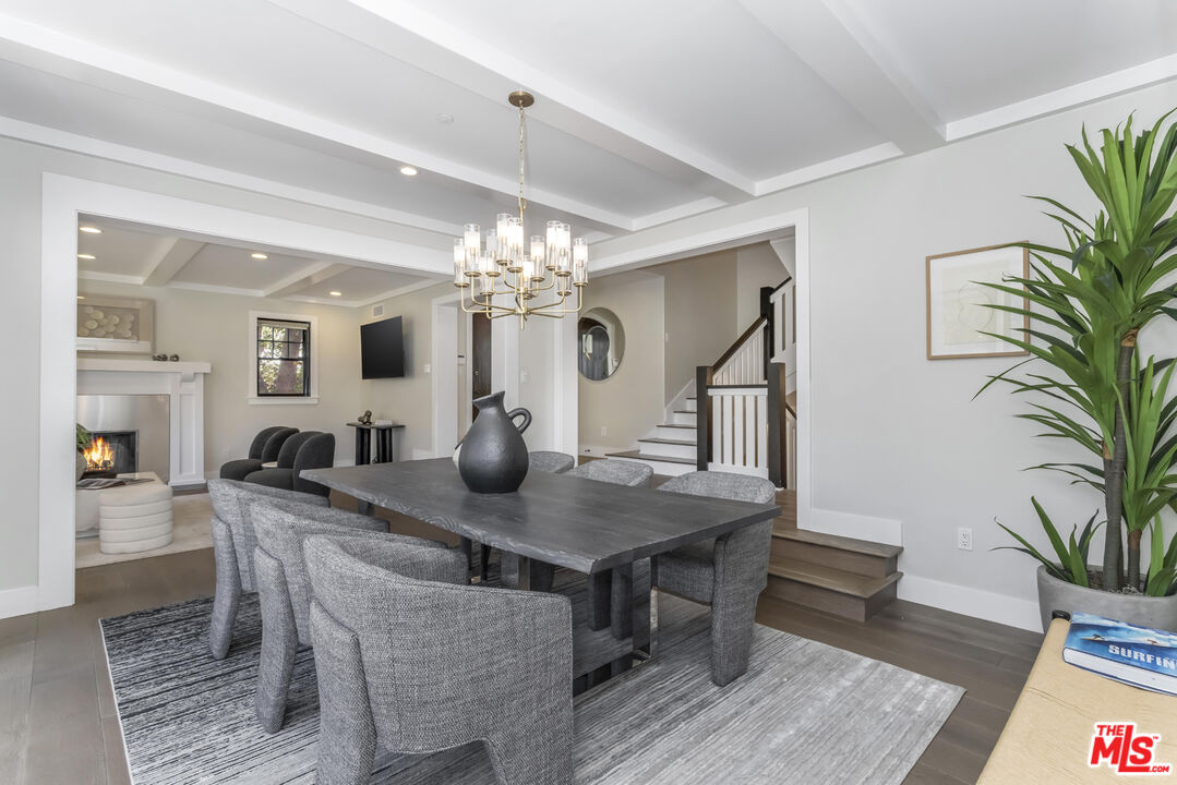 2201 Beech Knoll Road Los Angeles, CA 90046 - Photo 14 of 63 Gallery Image 14
