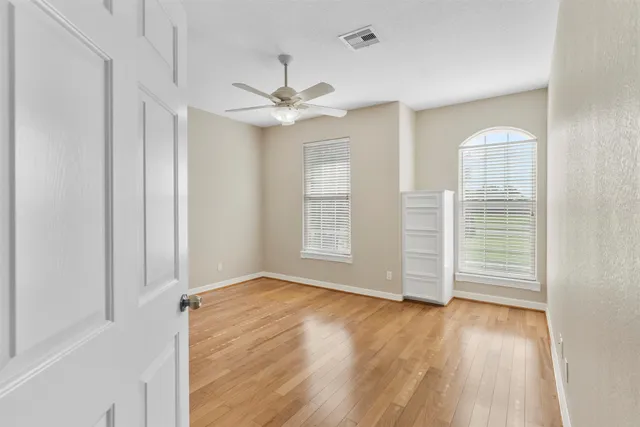 $699,900 | 5636 Avenue M 1/2, Santa Fe, TX 77510