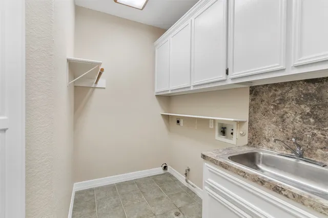 $699,900 | 5636 Avenue M 1/2, Santa Fe, TX 77510