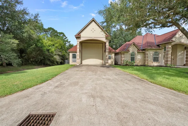 $699,900 | 5636 Avenue M 1/2, Santa Fe, TX 77510