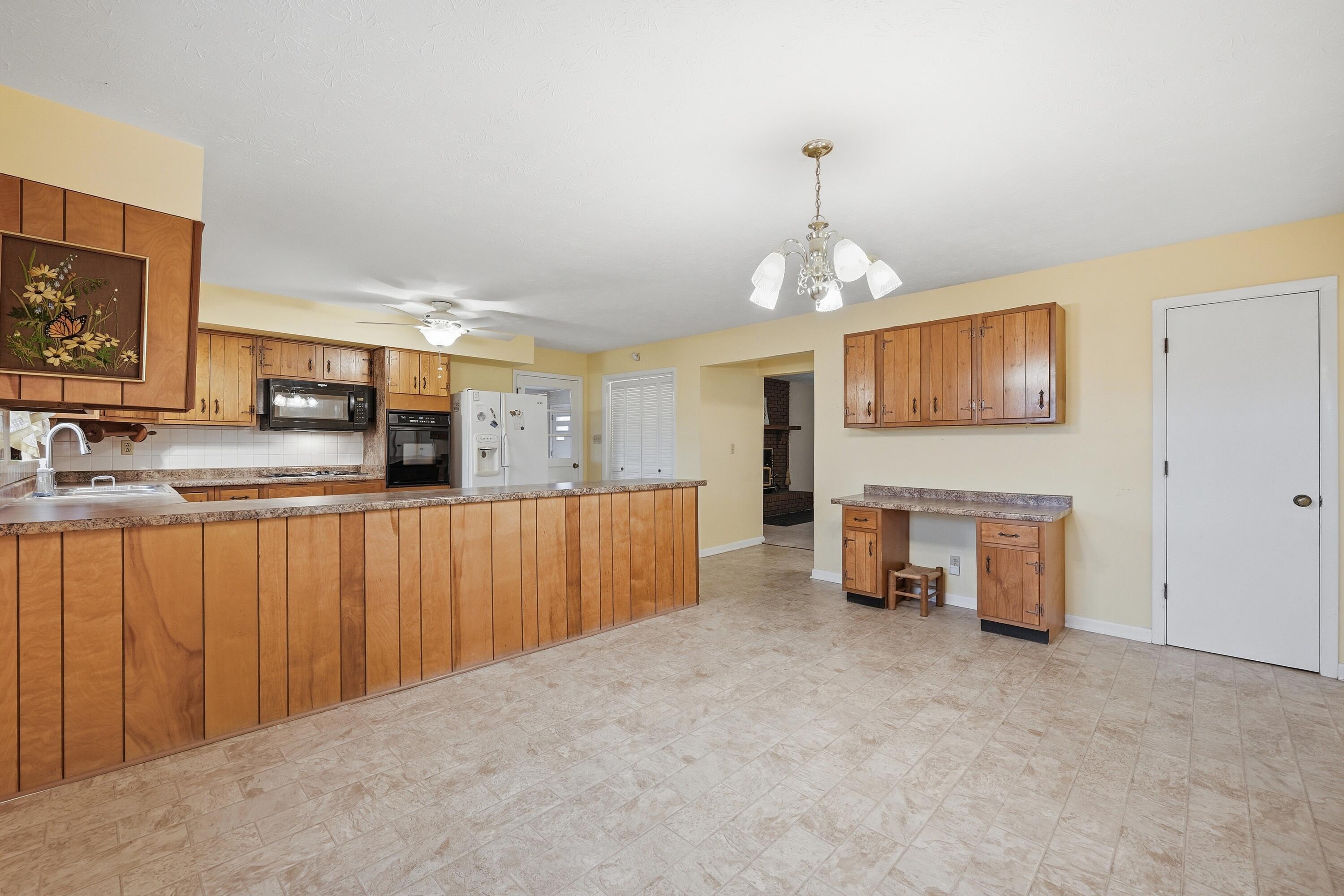 537 Grider-Anderson Road Science Hill, KY 42553 - Photo 6 of 26