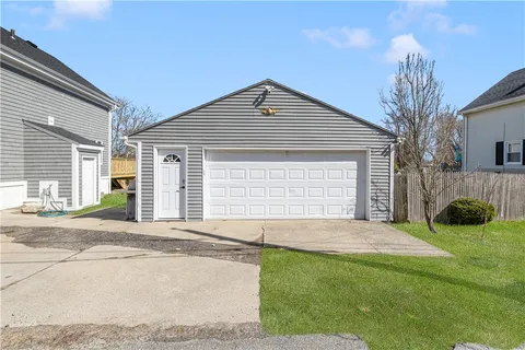 $475,000 | 2 Birch Street, Tiverton, RI 02878