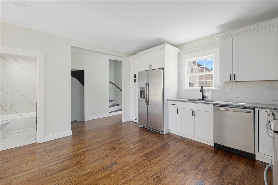 2 Birch Street Tiverton, RI 02878 - Photo 9 of 37