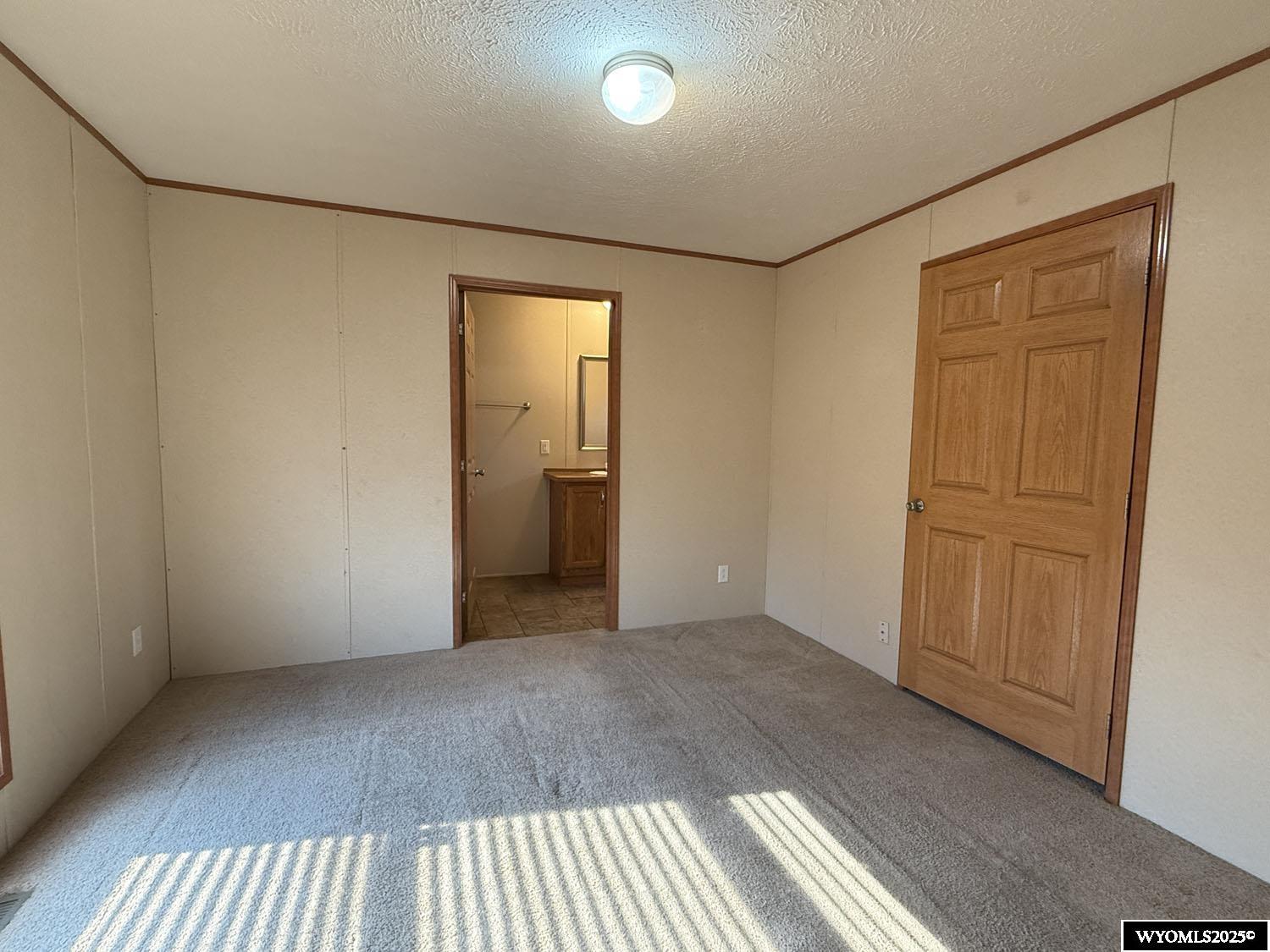 41 Crow Street Riverton, WY 82501 - Photo 8 of 15