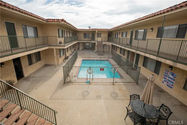 $1,795 | 4015 137th Street, Unit 221, Hawthorne, CA 90250