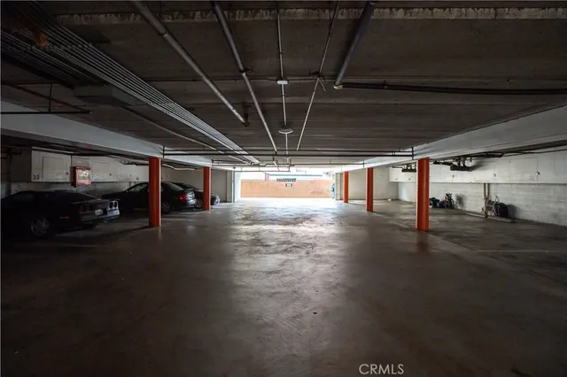 $1,795 | 4015 137th Street, Unit 221, Hawthorne, CA 90250