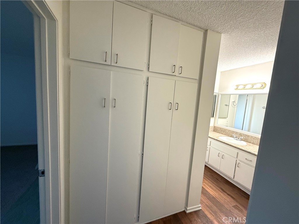 4015 137th Street, Unit 221 Hawthorne, CA 90250 - Photo 7 of 15