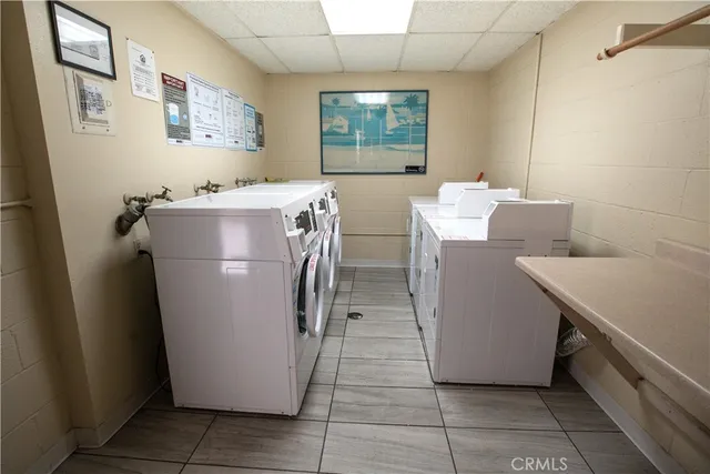 $1,795 | 4015 137th Street, Unit 221, Hawthorne, CA 90250