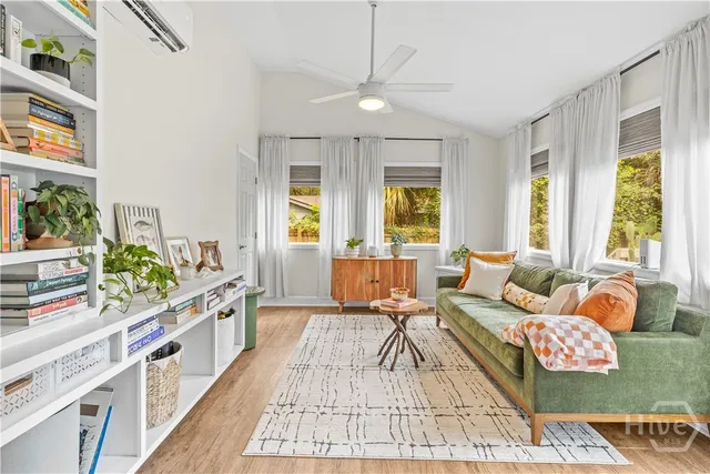 $463,000 | 911 Juanita Street, Savannah, GA 31410