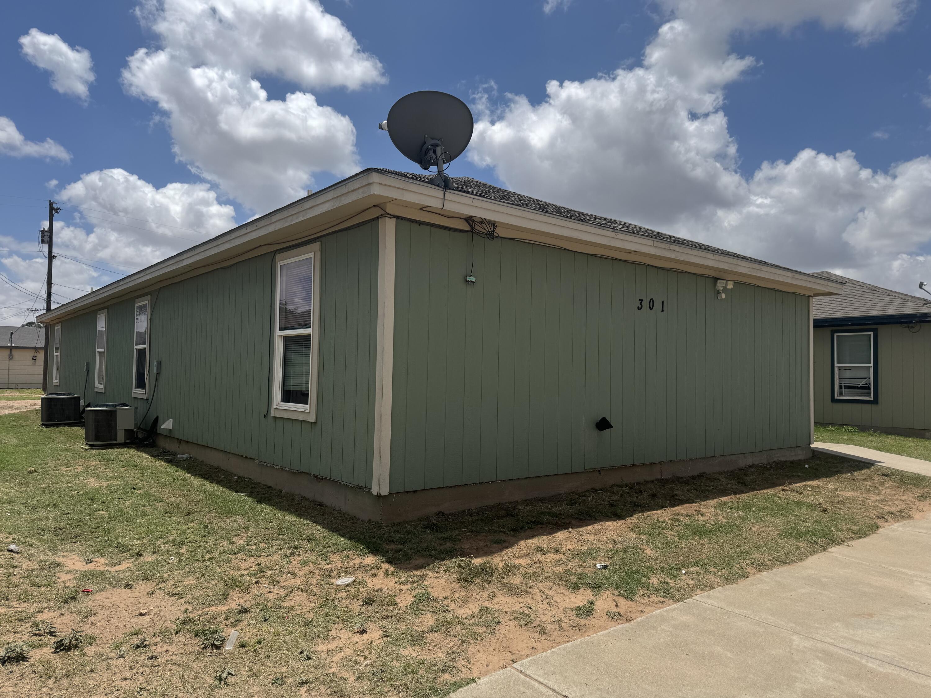 301 36th Street, Unit A & B Lubbock, TX 79404 - Photo 8 of 19 IMG_9534