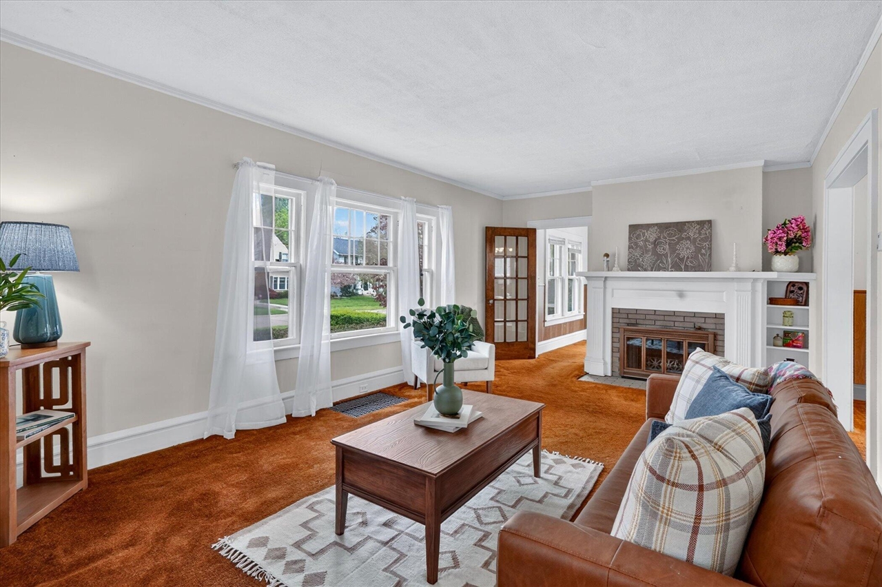 747 Crescent Road Jackson, MI 49203 - Photo 7 of 60 Gallery Image 7