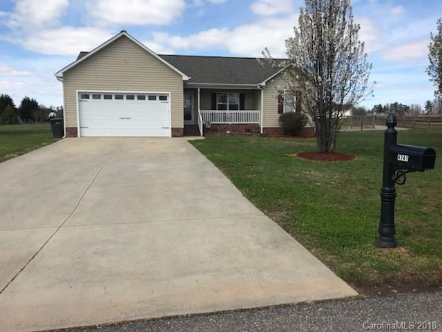 4741 Kemp Dellinger Road Maiden, NC 28650 - Photo 1 of 21 a view of a house with a yard and garage