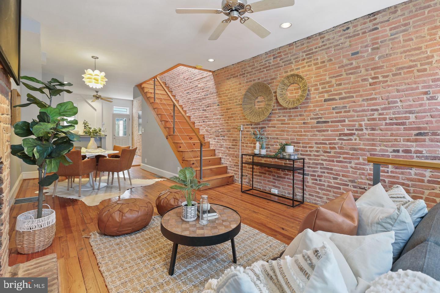 1528 Covington Street Baltimore, MD 21230 - Photo 6 of 29