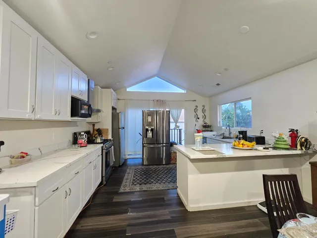 $1,695,000 | 11 Lindbergh Street, San Mateo, CA 94401