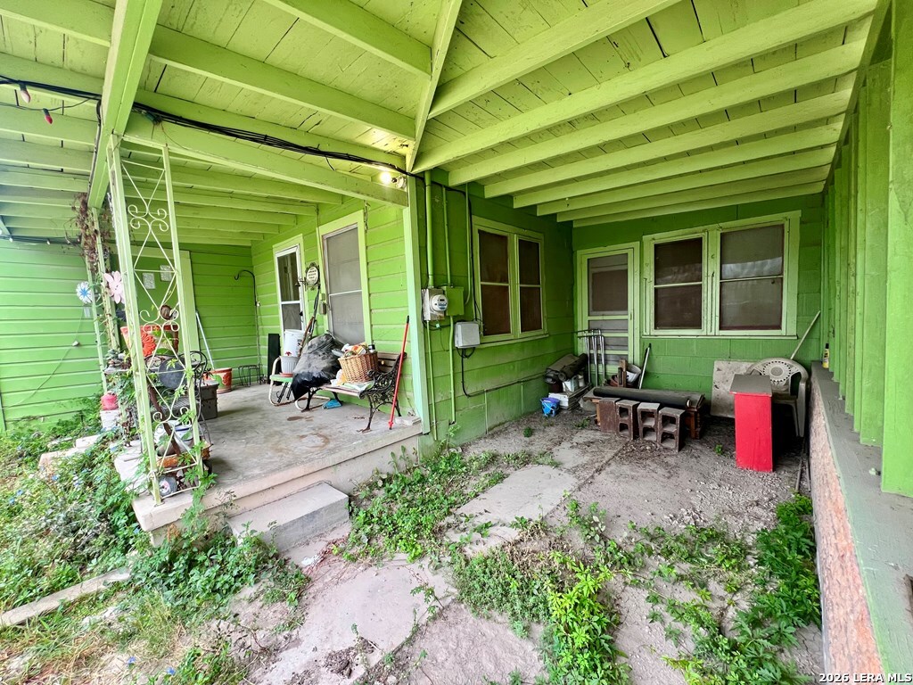 503 West Morin Street Del Rio, TX 78840 - Photo 5 of 19