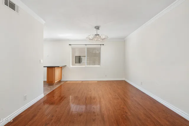 $849,000 | 9503 Vía Venezia, Burbank, CA 91504