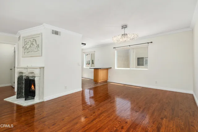 $849,000 | 9503 Vía Venezia, Burbank, CA 91504