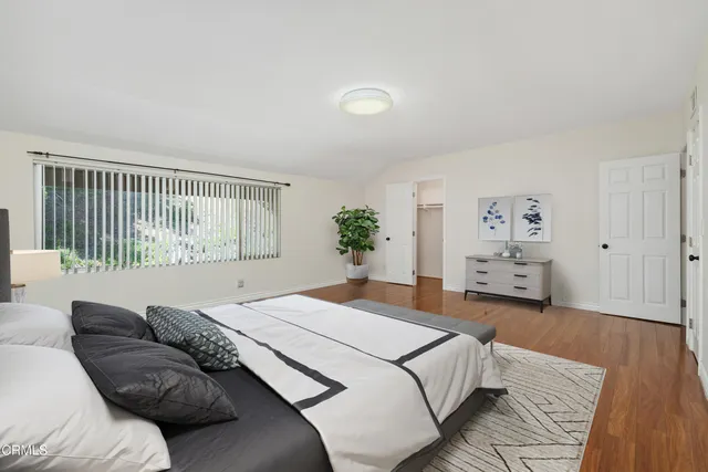 $849,000 | 9503 Vía Venezia, Burbank, CA 91504