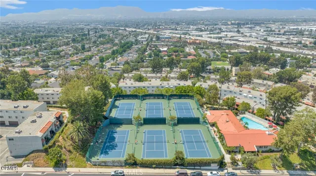$849,000 | 9503 Vía Venezia, Burbank, CA 91504