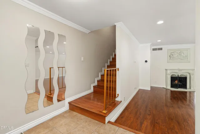 $849,000 | 9503 Vía Venezia, Burbank, CA 91504