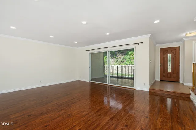 $849,000 | 9503 Vía Venezia, Burbank, CA 91504