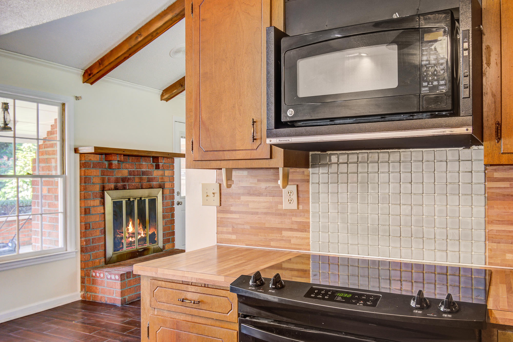 204 Longleaf Road Summerville, SC 29486 - Photo 28 of 34 13