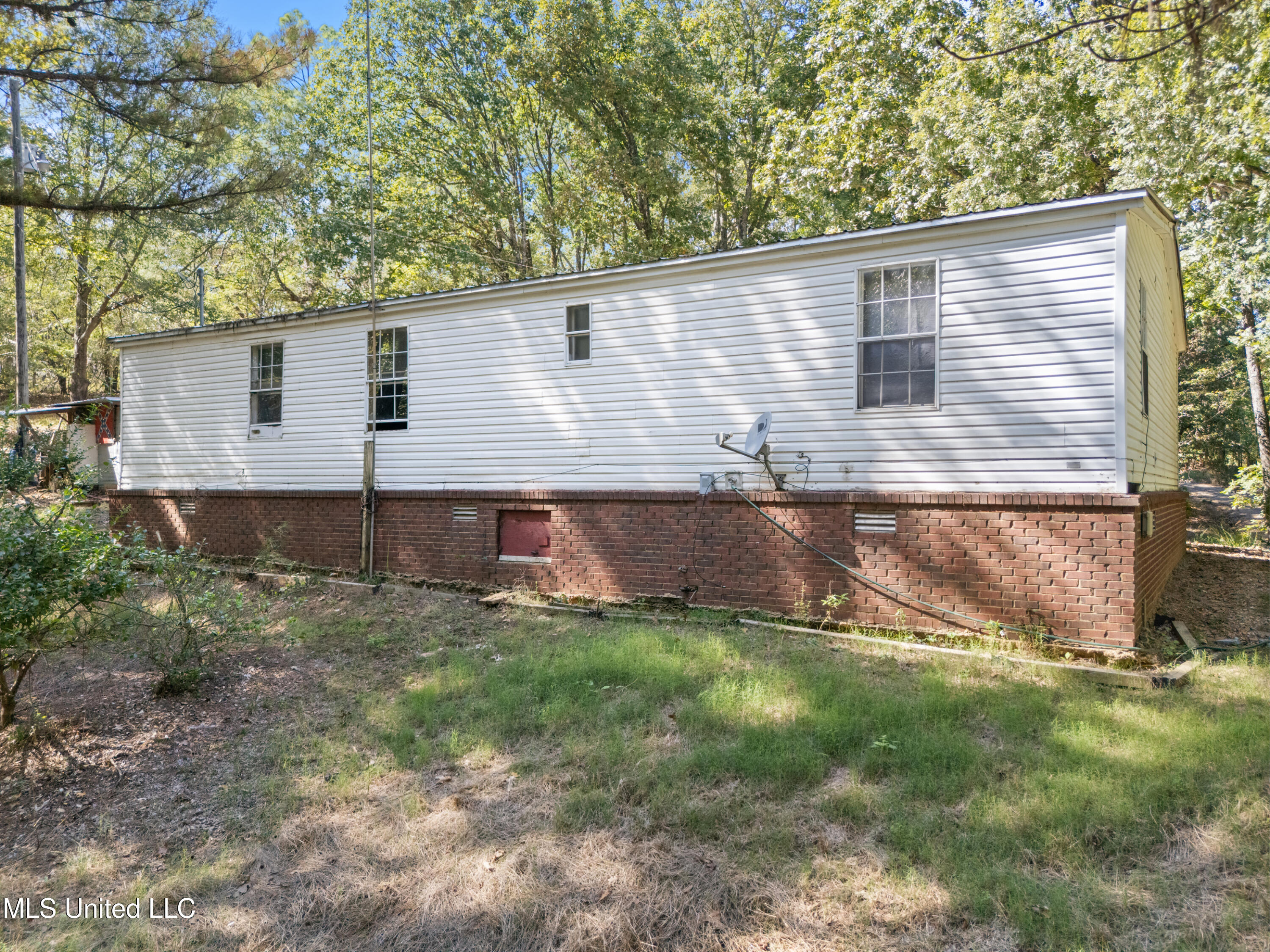 62 Carlisle Road Sarah, MS 38665 - Photo 18 of 27 18_dji_20251003144102_0278_d